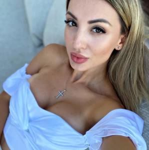 Meet your Posher, Mihaela